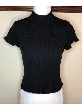 Zara Knit Black Short Sleeve Cropped Sweater - SZ Small